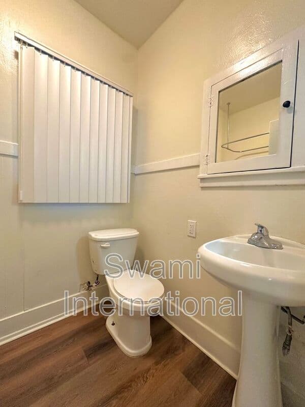 Long Beach Condo: 530 Chestnut Avenue