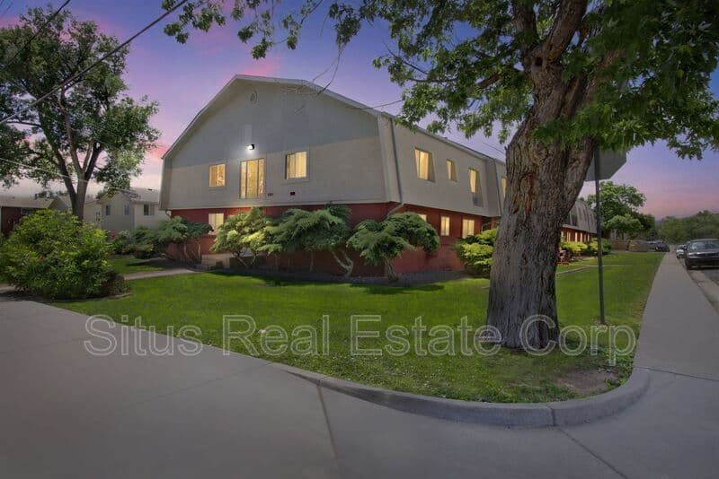 Arvada House: 6087 Wadsworth Blvd.