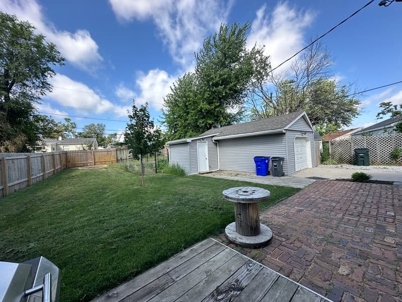 Cedar Rapids House: 2418 Wisconsin St SW