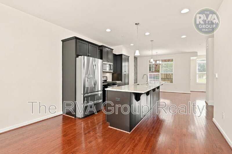 Glen Allen Condo: 3916 Brownstone Boulevard