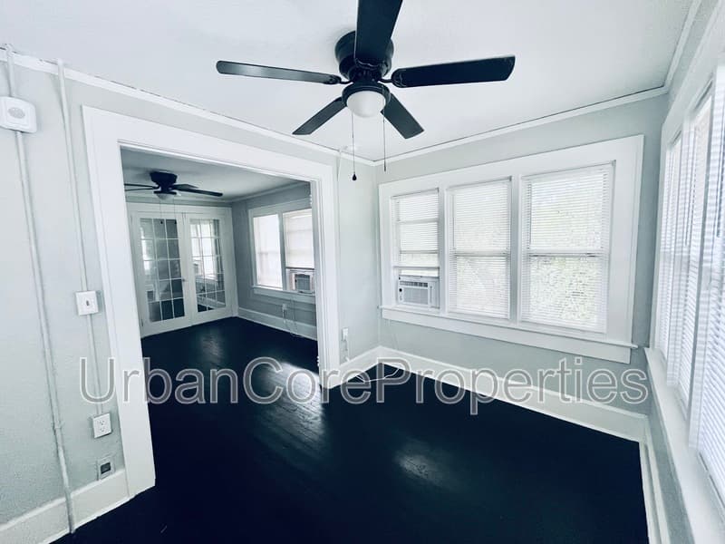 St. Petersburg Condo: 610 5th Ave N