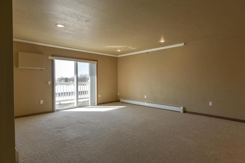 Little Chute Condo: 830 East Elm Drive - 1F