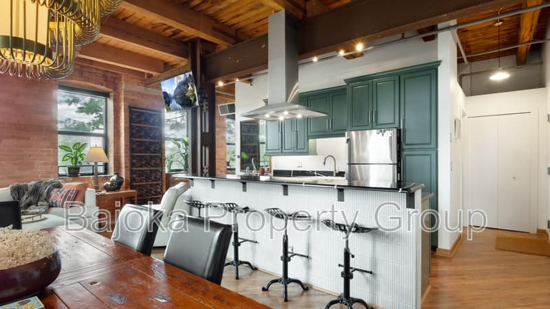 Detroit Condo: 6533 East Jefferson Avenue - 224