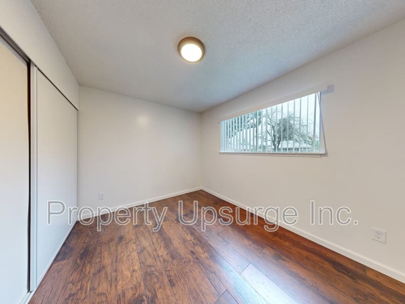Yuba City Apartment: 330 Bird St