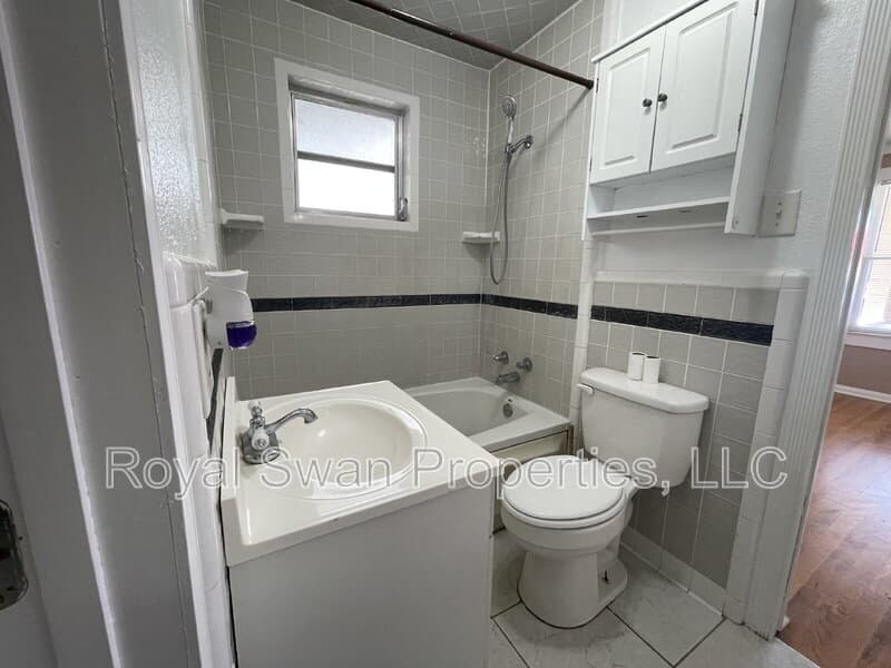 Lakeland House: 4520 Clubhouse Road