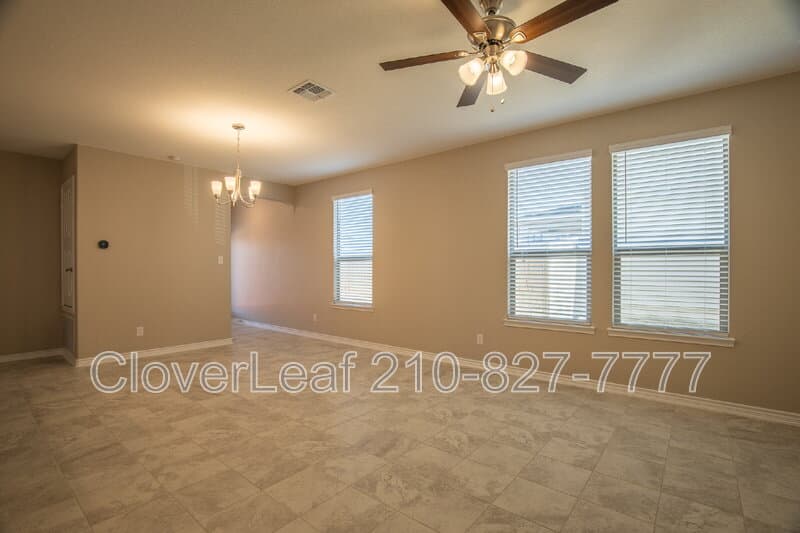 Converse House: 8329 Kinclaven Ct