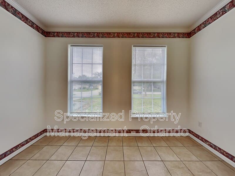 Deltona House: 3233 Kings Ridge Ter