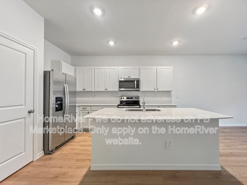 Land O Lakes Townhome: 11164 Treasure Swale Way