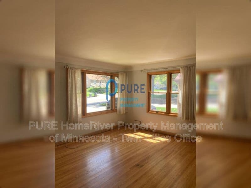Minneapolis House: 3552 Stinson Blvd