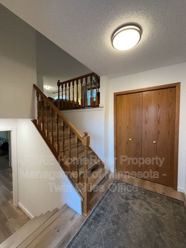 Coon Rapids House: 12394 Magnolia Cir Nw