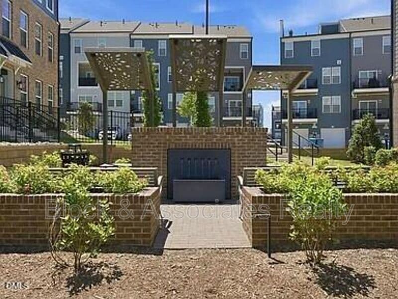Wake Forest Condo: 404 Gaston Park Ln