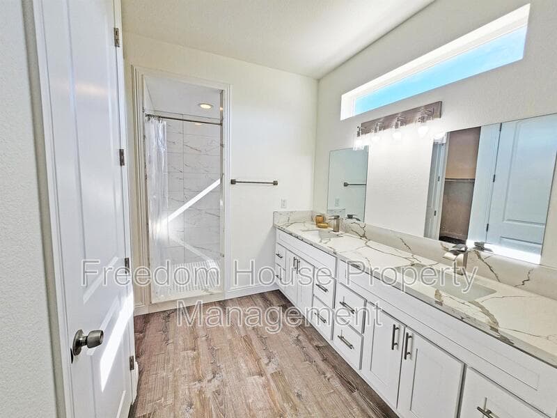 Pahrump House: 6660 Stubblefield Drive