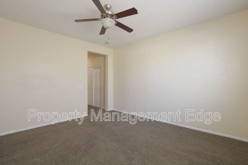 Hemet House: 1417 Veronica Trail
