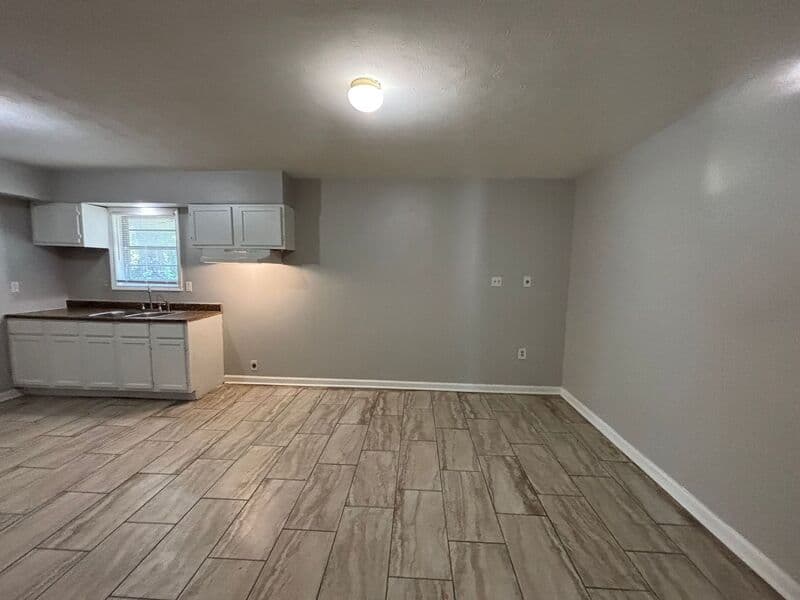 Memphis House: 2771 Northmeade Ave