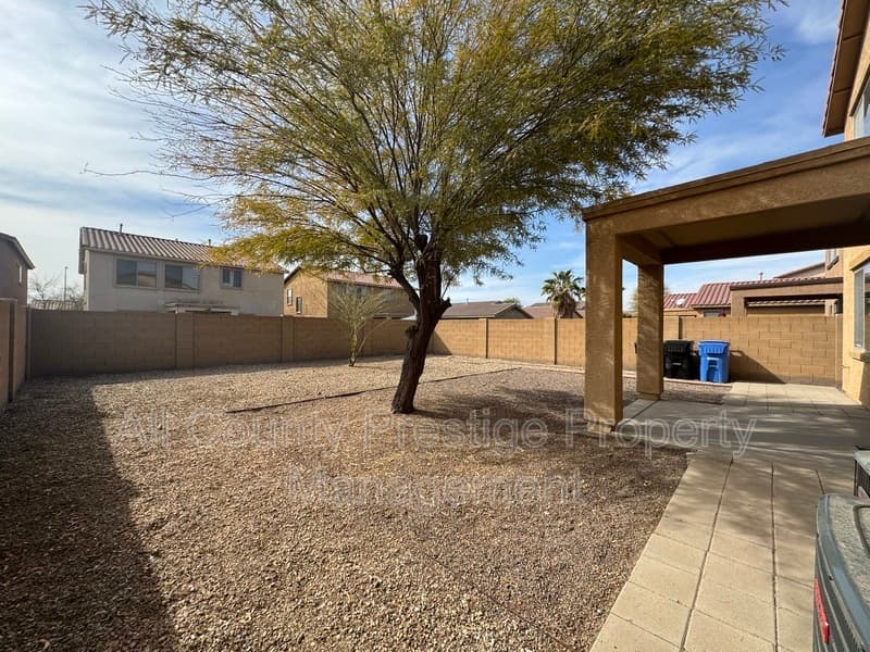 Laveen House: 6859 W Darrel Road