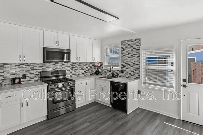 Imperial Beach House: 767 Calla Avenue