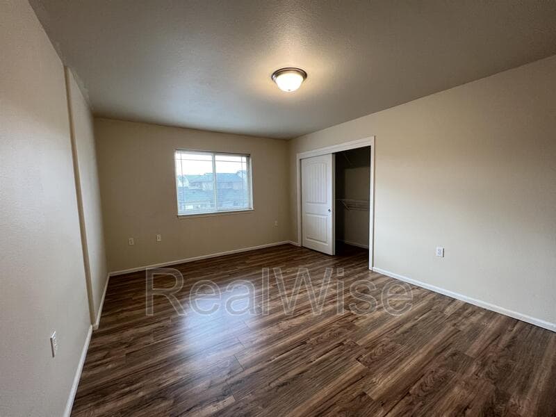 Redmond Townhome: 2250 SW 21st St