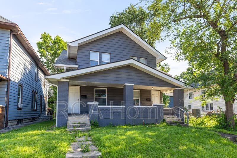 Indianapolis House: 4118 East Washington Street