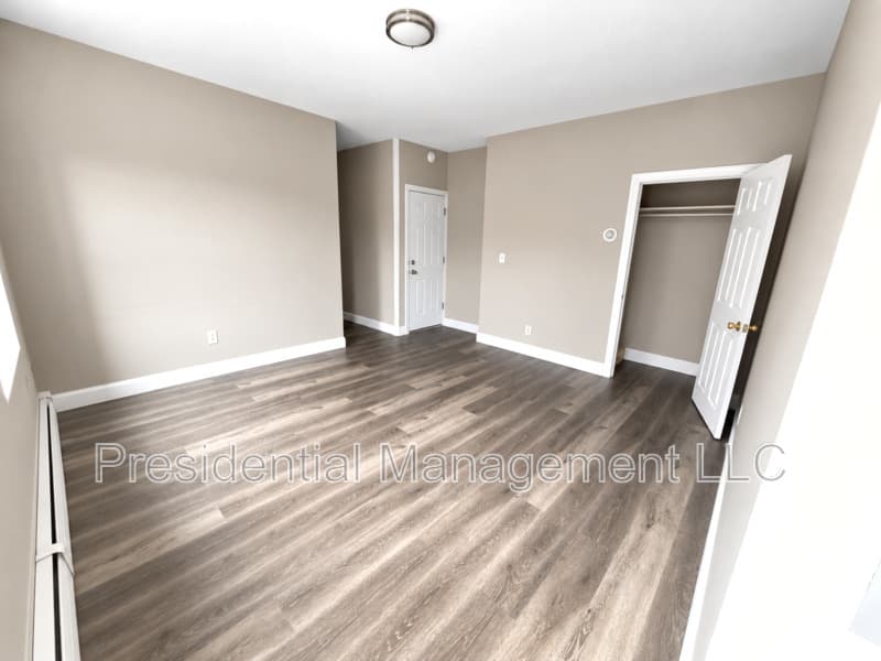 Hartford Condo: 258 Lawrence St