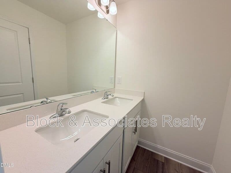 Raleigh House: 5128 Ranger Grove Way