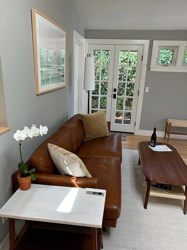 Mill Valley House: 8 Locke Ln