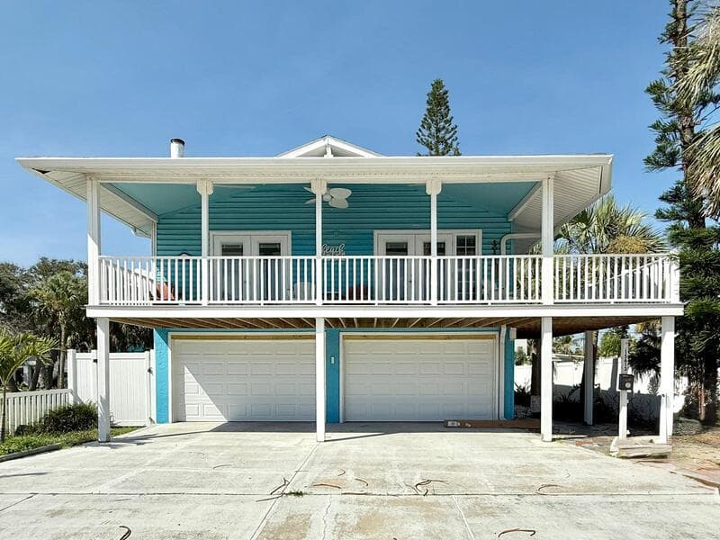 Redington Beach Condo: 15613 Gulf Boulevard