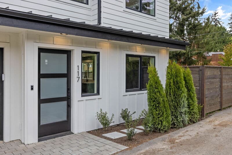 Seattle House: 117 NW 112th