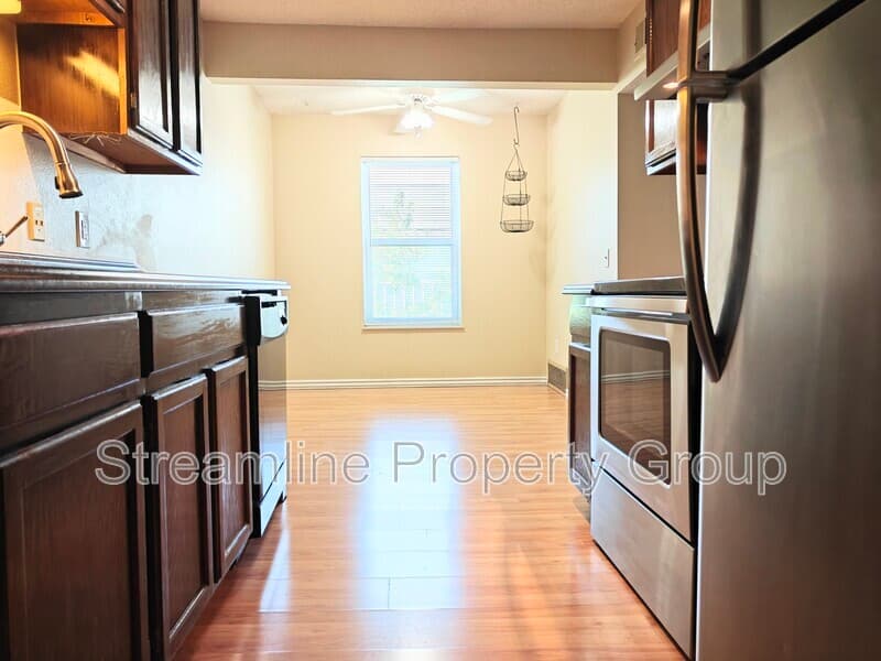 denver Condo: 7665 e eastman ave