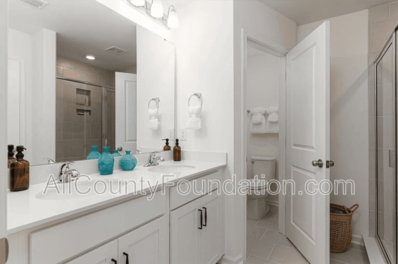 Moncks Corner House: 506 Trotters Lane