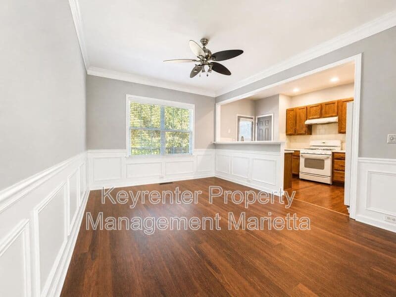 Marietta House: 730 Pecan Knoll Dr