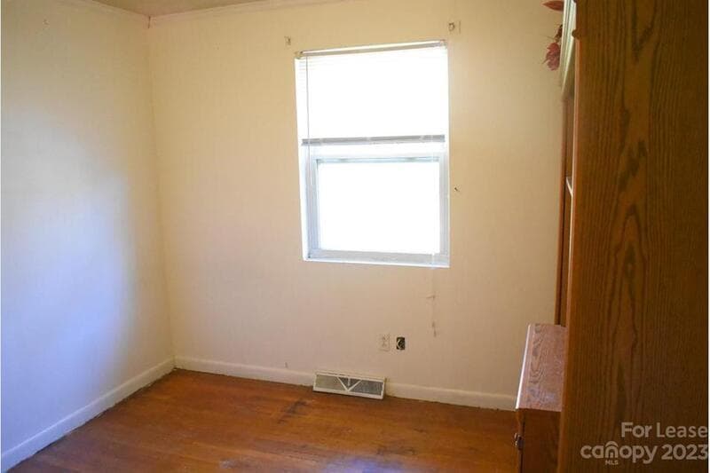 Concord Condo: 49 Fenix Dr SW