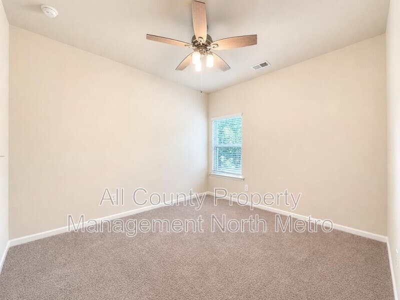 Canton House: 242 Hickory Commons Way