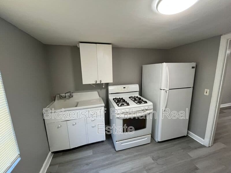 Columbus Condo: 2931 Howard Avenue