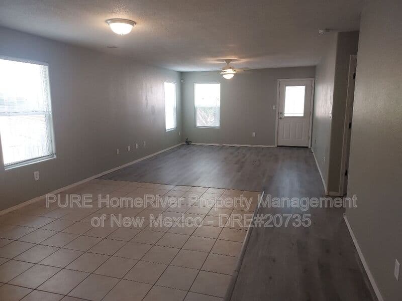 Rio Rancho House: 3652 Oasis Springs Rd NE