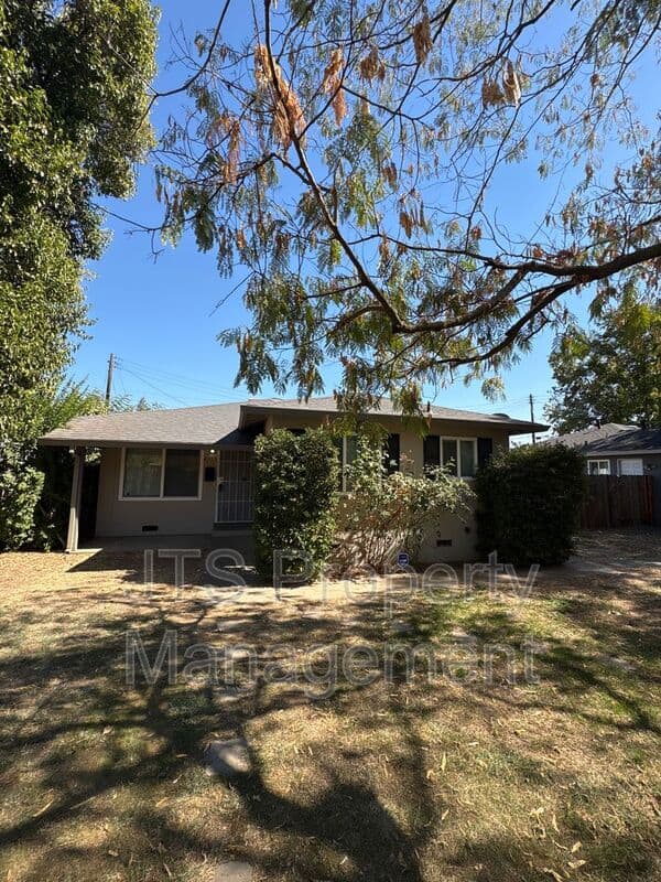 Sacramento House: 4095 69th Street