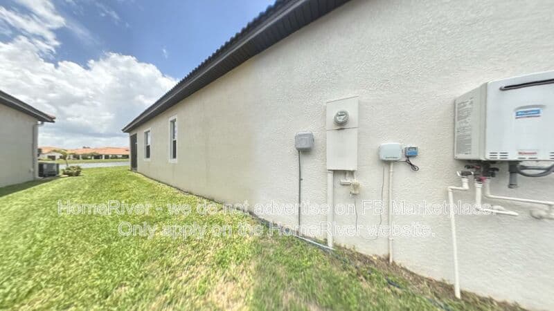 Wimauma House: 5326 Kelper Hook Ct