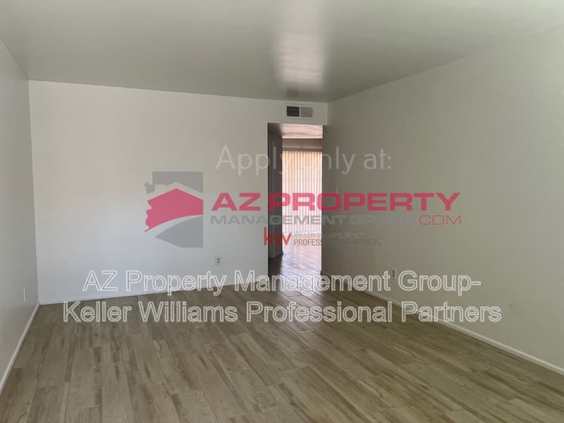 Mesa Condo: 2228 E Broadway Rd