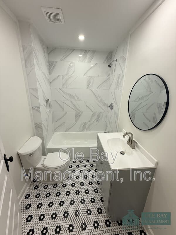 Mobile Condo: 1810 New Hamilton St