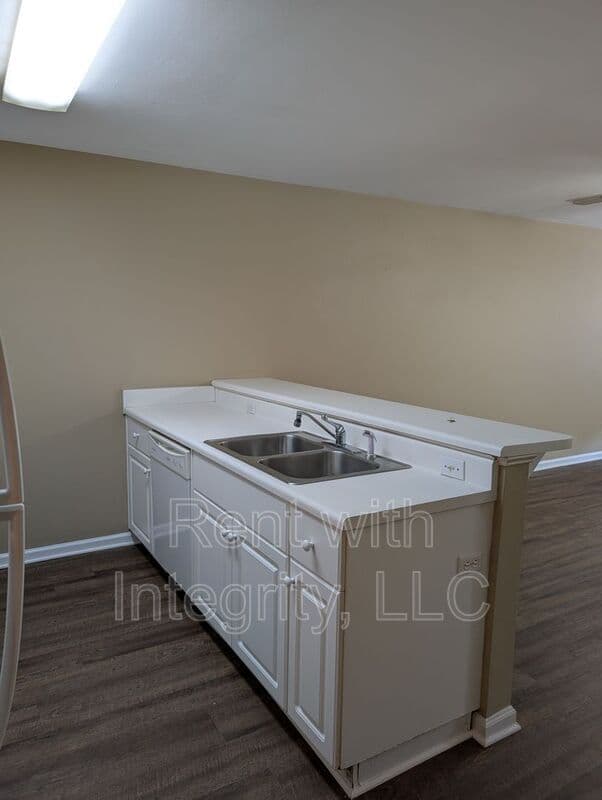 Tallahassee House: 4250 Augustus Oak Court