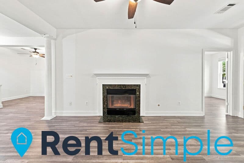 Gainesville Condo: 13890 Chelmsford Drive
