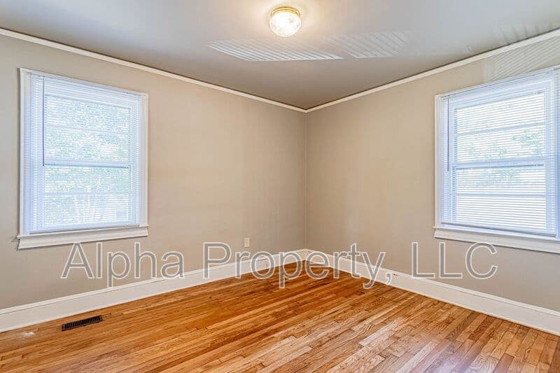 Greenville House: 14 Melvin Drive