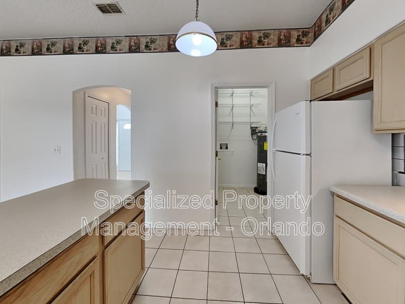 Deltona House: 3233 Kings Ridge Ter