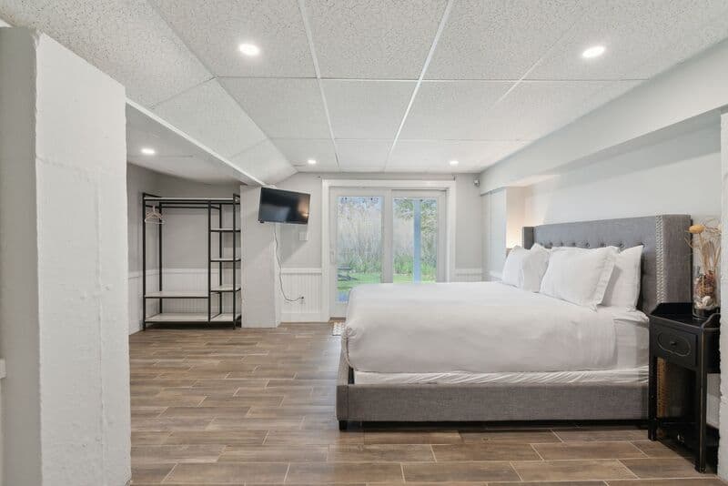 Wells House: 572 Ocean Avenue