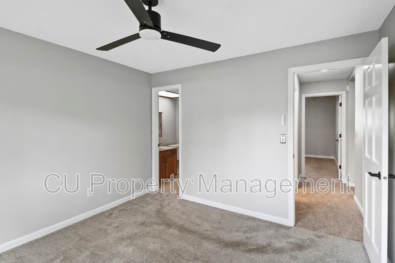 Urbana Condo: 1203 Dean Drive