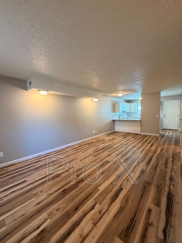Fayetteville House: 506 N Betty Jo Drive