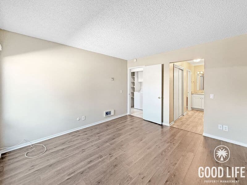 Escondido Condo: 512 Sandalwood Place