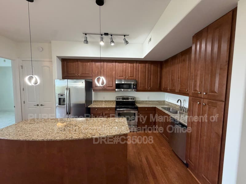Charlotte Condo: 4625 Piedmont Row Dr Unit 615