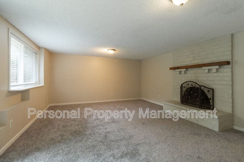 Vancouver Townhome: 3816 NE 38th Ave