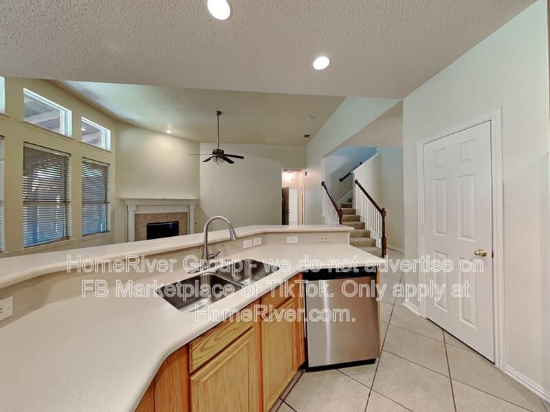 Frisco House: 10446 Red Clover Dr