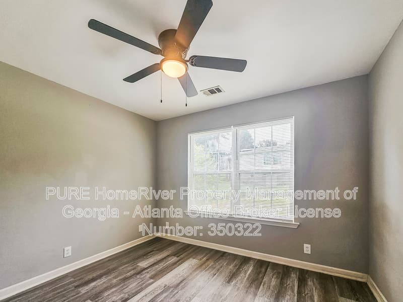 Covington House: 35 Chapman Way